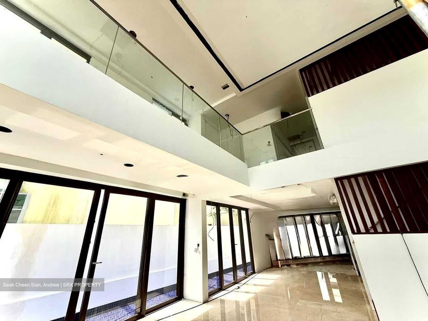 King's Road (D10), Semi-Detached #609114891